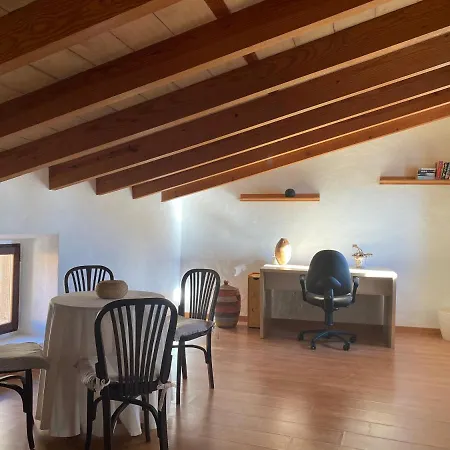Casa Nuria, En El Centro, Al Lado De La Escalinata Del Calvario Para 6 Personas Pollenca Exterior photo